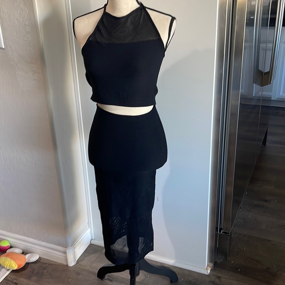 Bcbgeneration xsmall/small black top & skirt set
